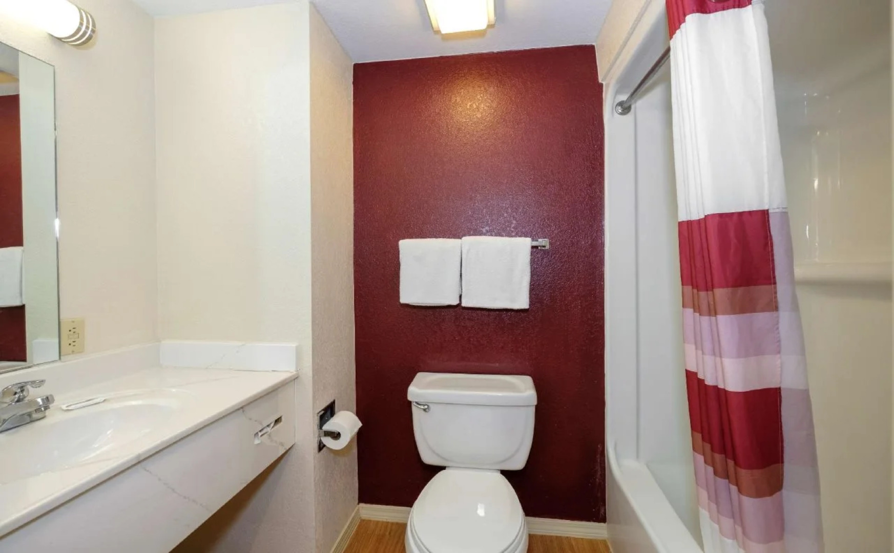 Holton Inn and Suites