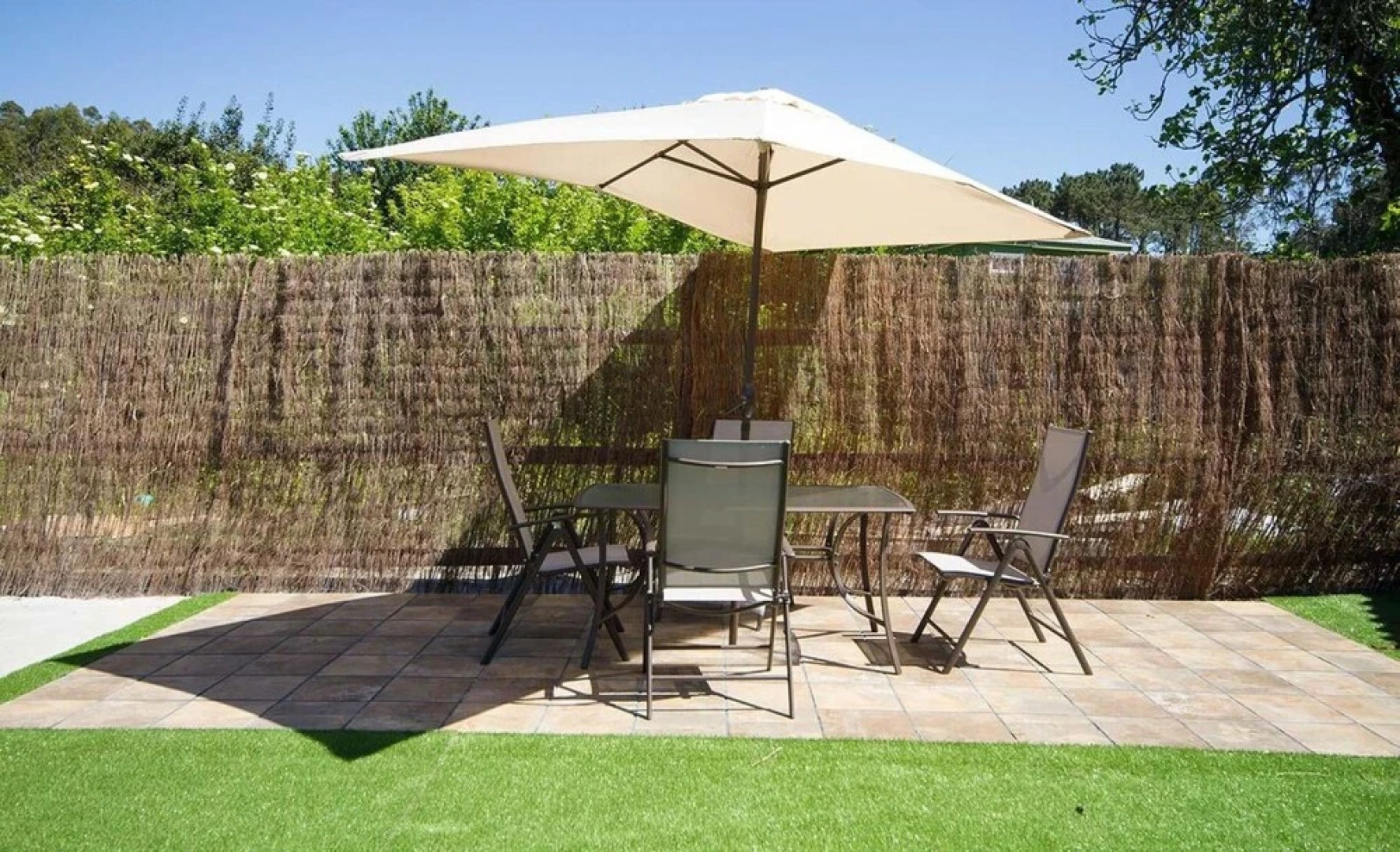 House - 3 Bedrooms with WiFi - 107749