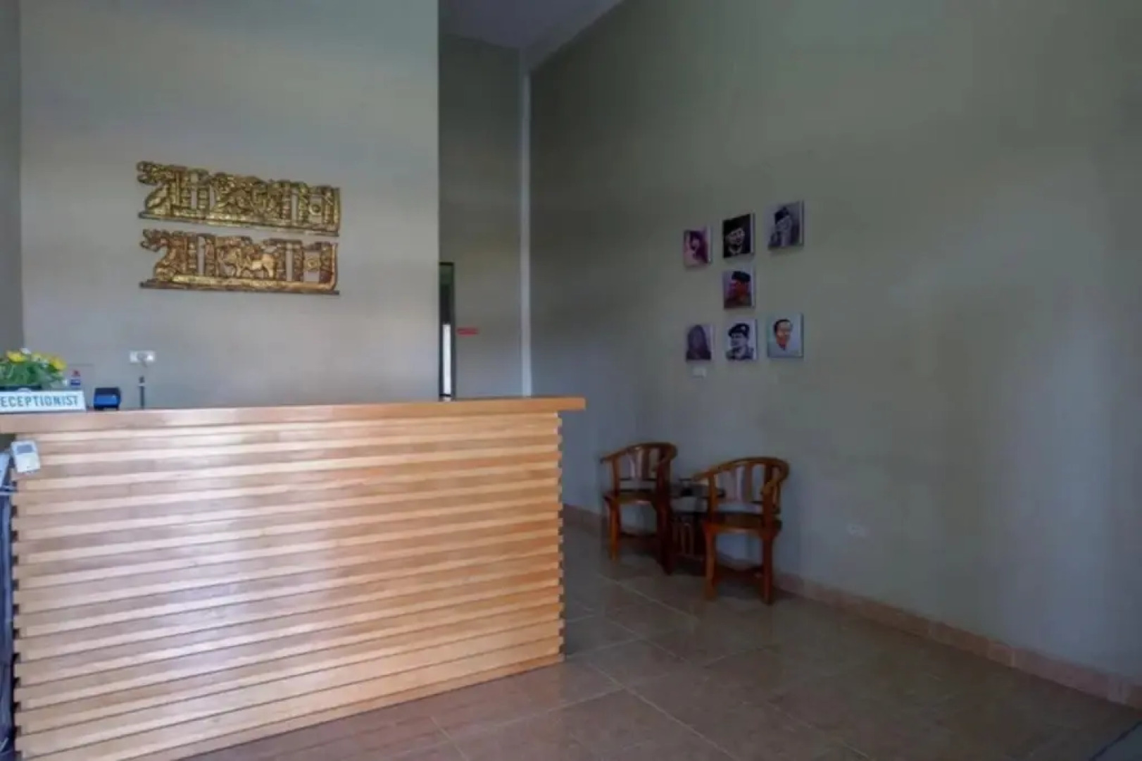 Hotel Larona by RedDoorz