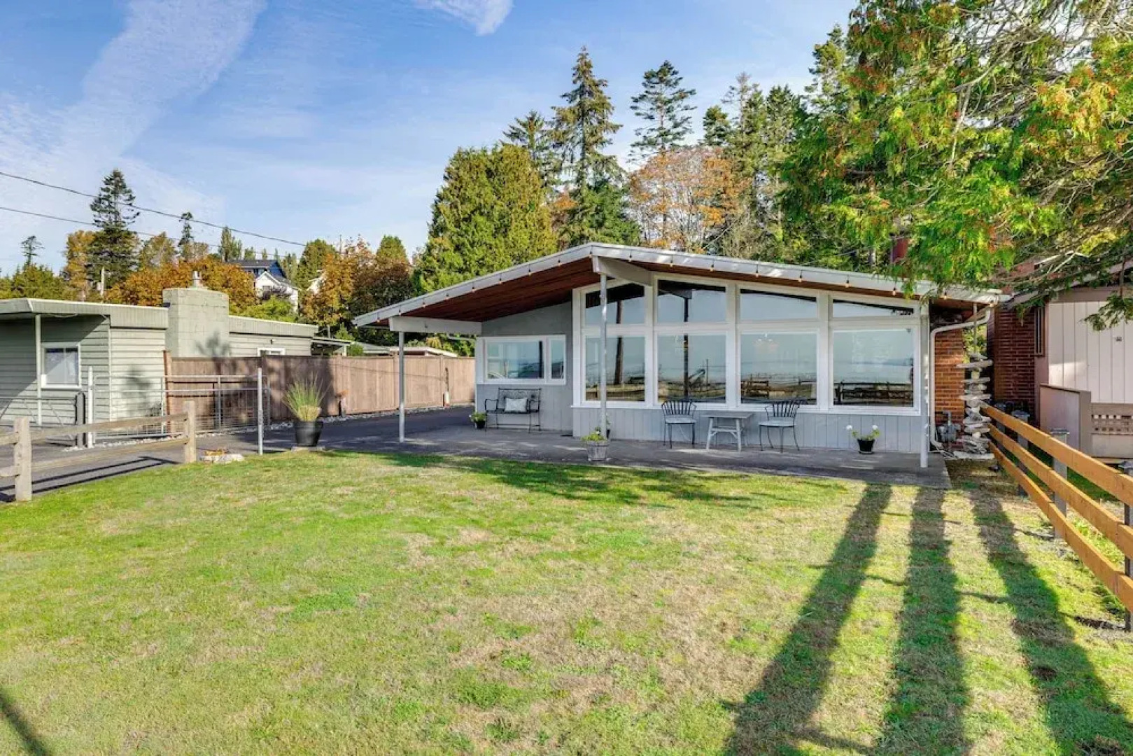 Bayfront Retreat w/ Private Beach in Birch Bay