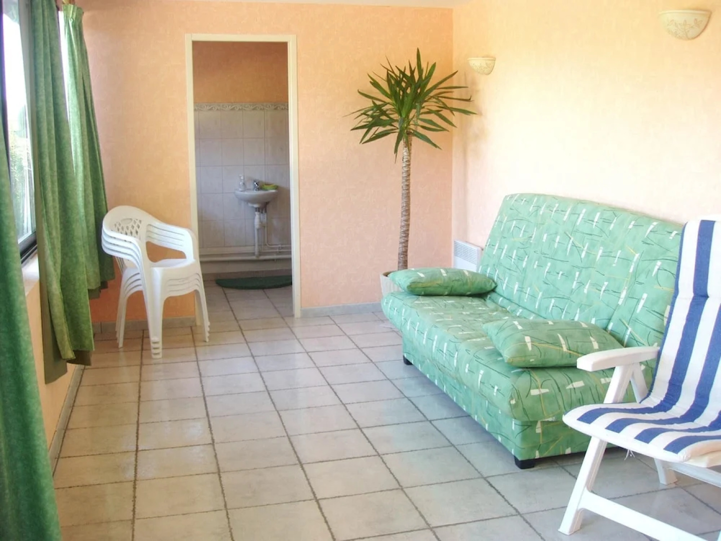 House With 2 Bedrooms in Fossemagne, With Private Pool, Furnished Gard