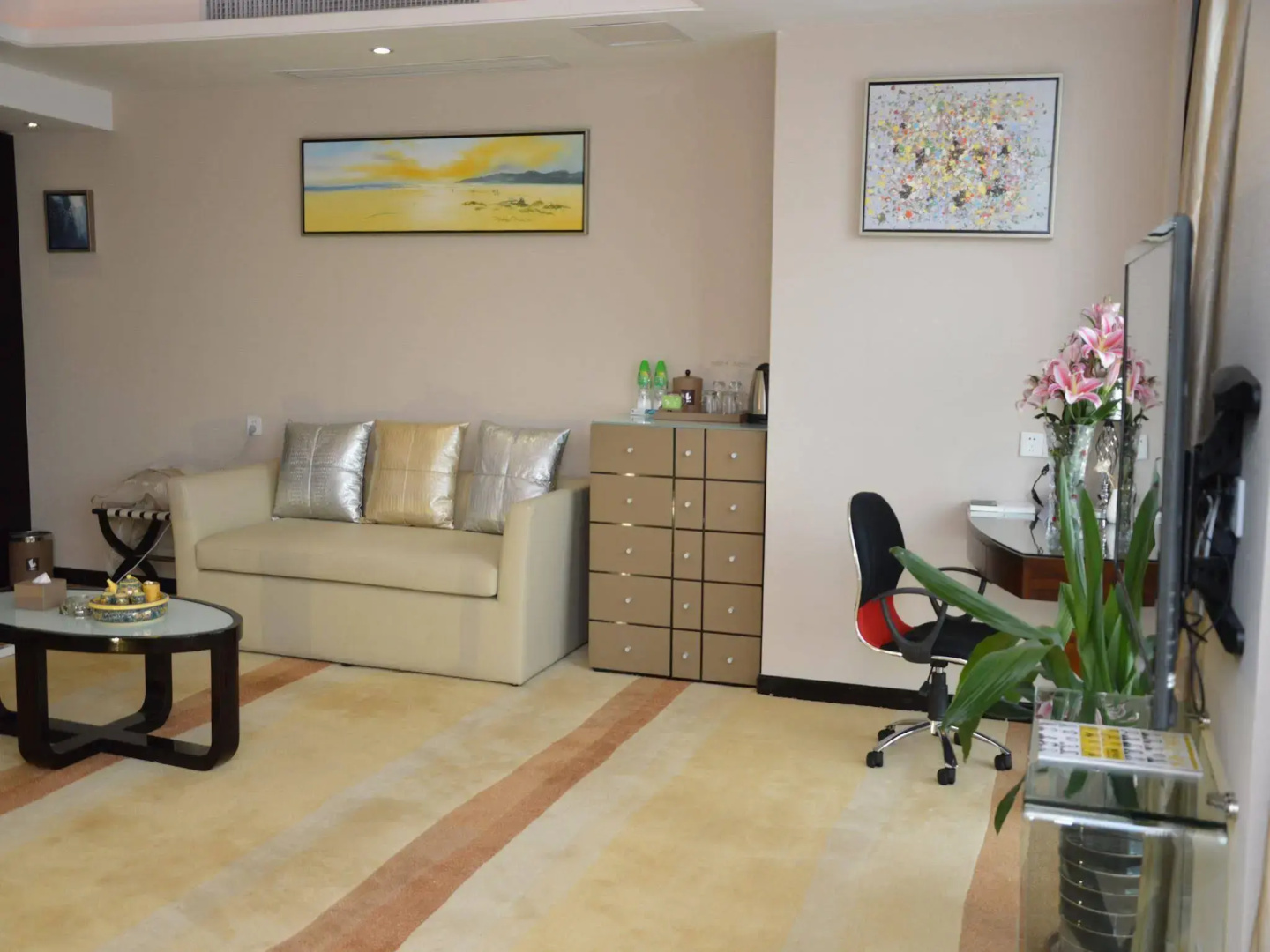 L Hotel - Changsheng Branch