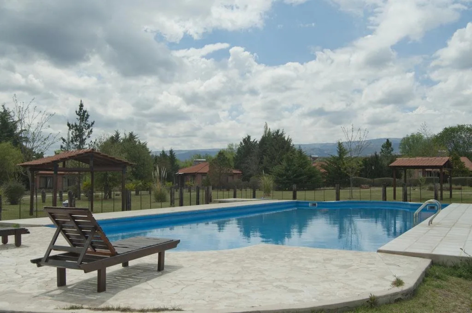 Yerba Buena Casas de Campo