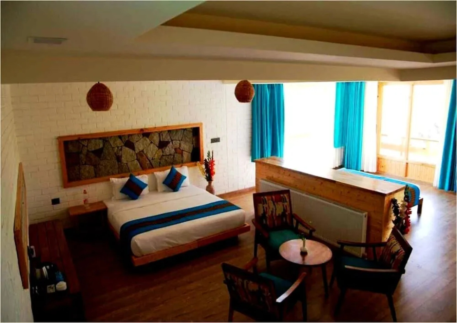 Stone Hedge Hotel - Hunder