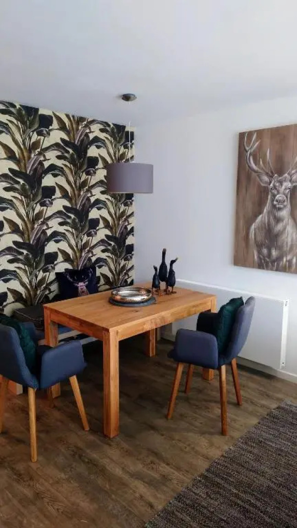 Maurers Schlierseetraum 6, Studio 455 mit 42 qm neu renoviert, Erdgeschoss mit eingezäunter Terrasse in ruhiger Lage am Kirchbichlweg 8