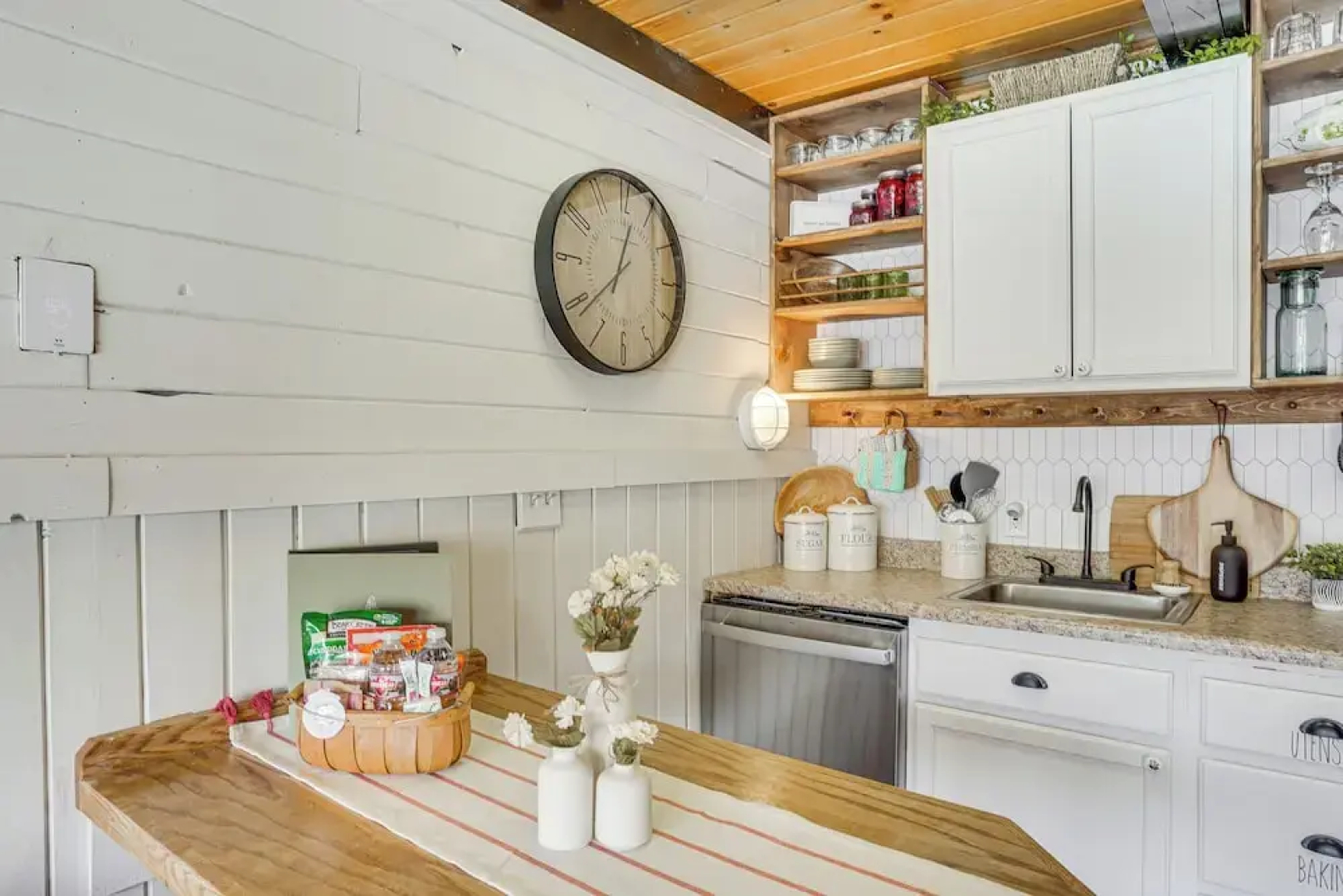 Brian Head Chalet w/ Mountain Views, Near Skiing!