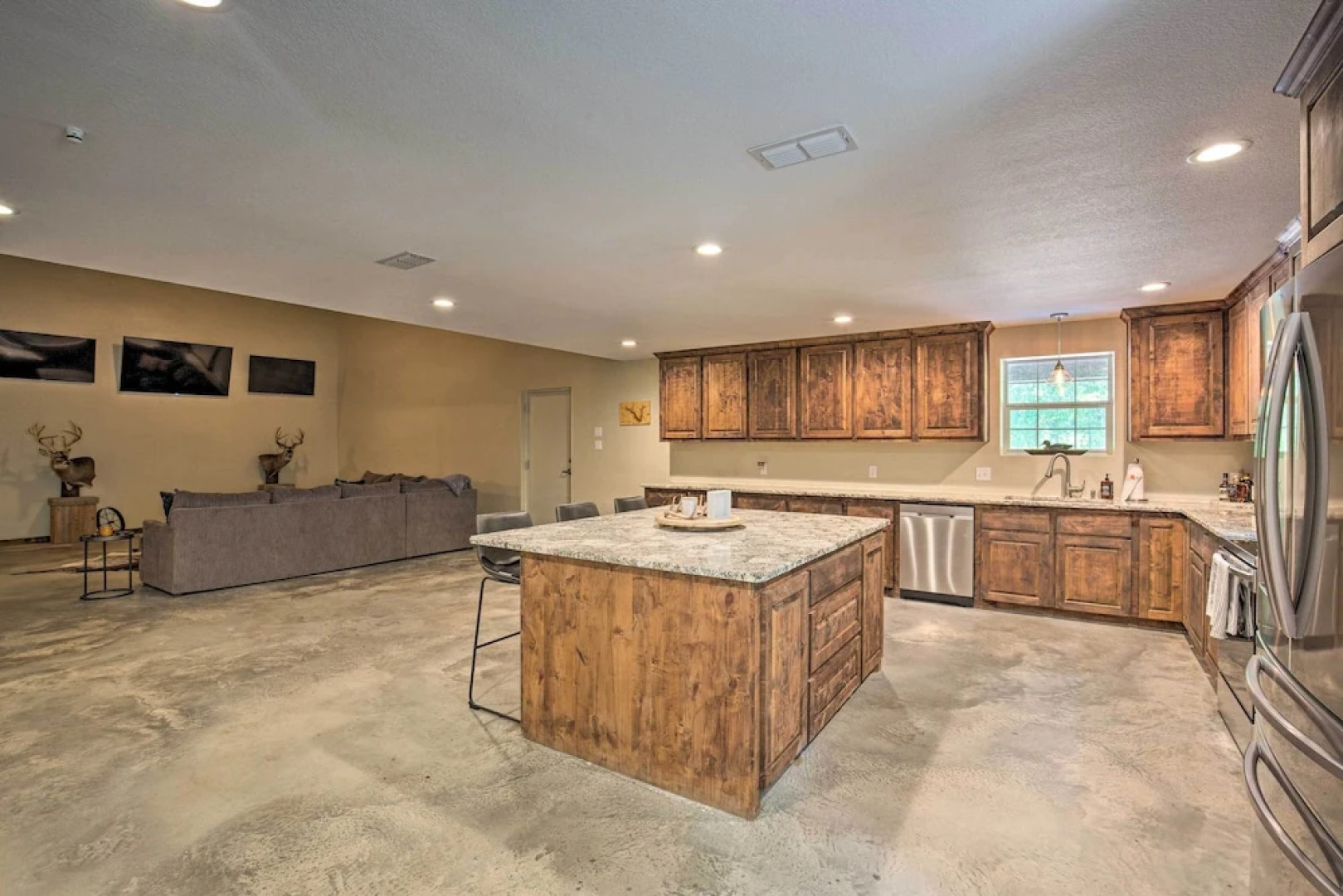 Secluded Home w/ Gas Grill, 3 Mi to Boating!