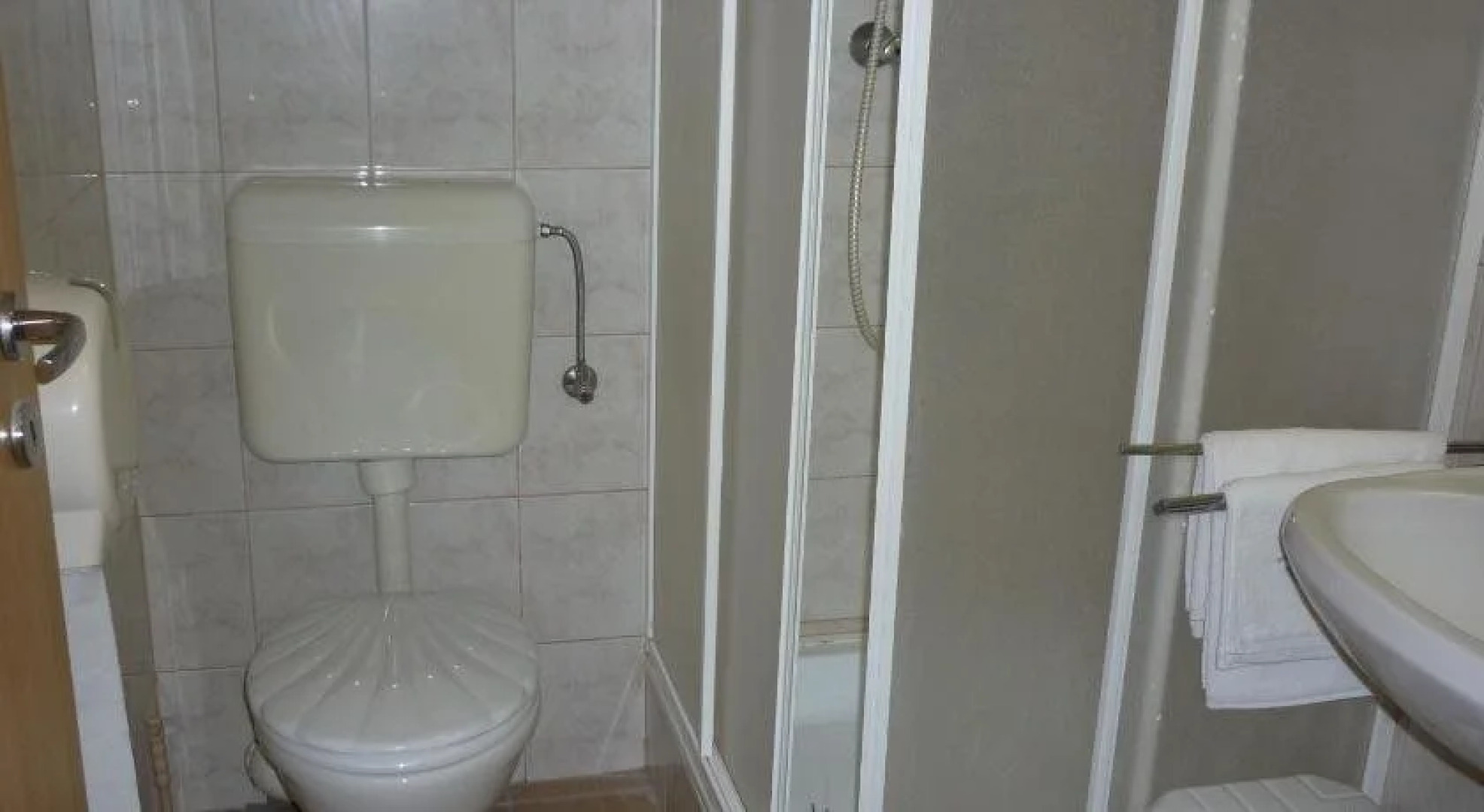 Denis Hotel és Étterem