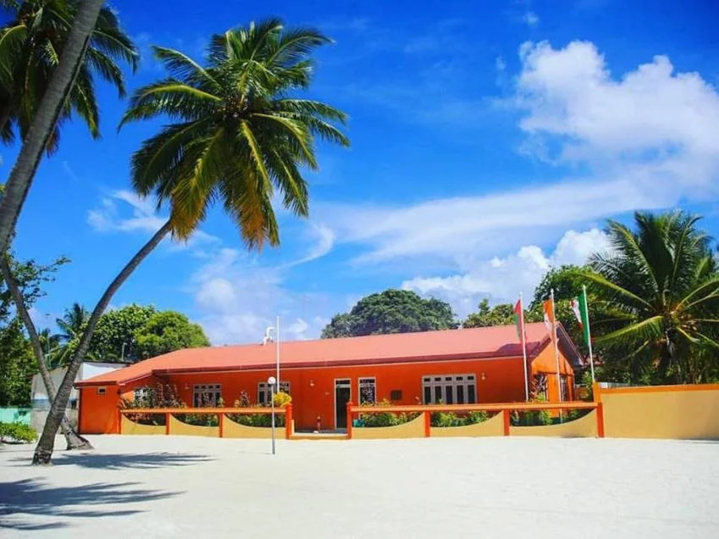 Magoodhoo Inn