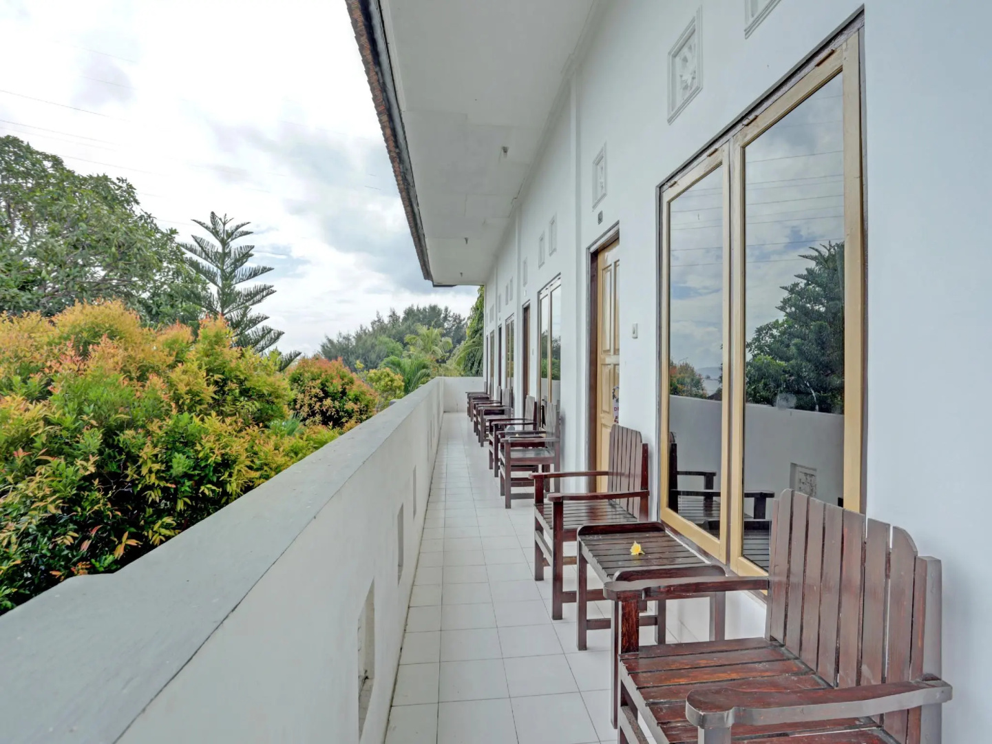 OYO 3096 Hotel Dewi Warsiki