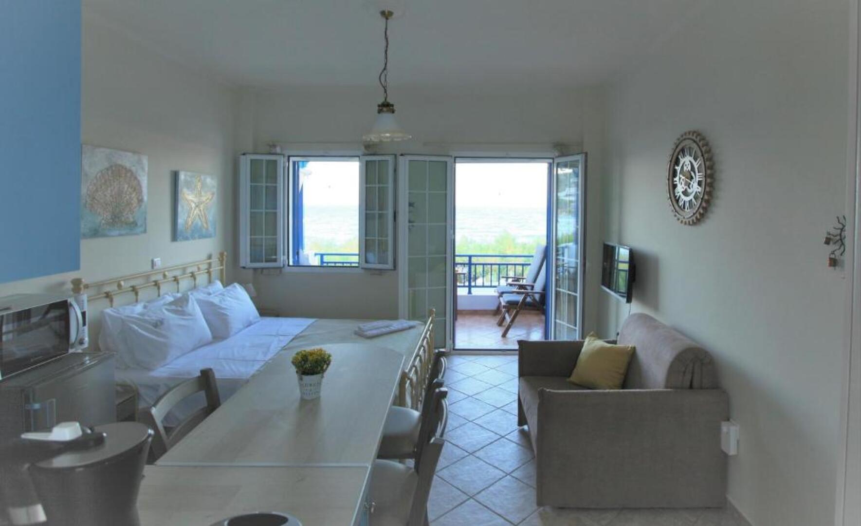 Sea Urchin Apartments 2nd floor