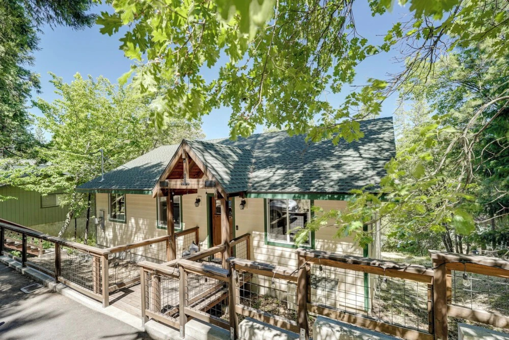 Walk to Dtwn: Charming Family Cabin in Twain Harte
