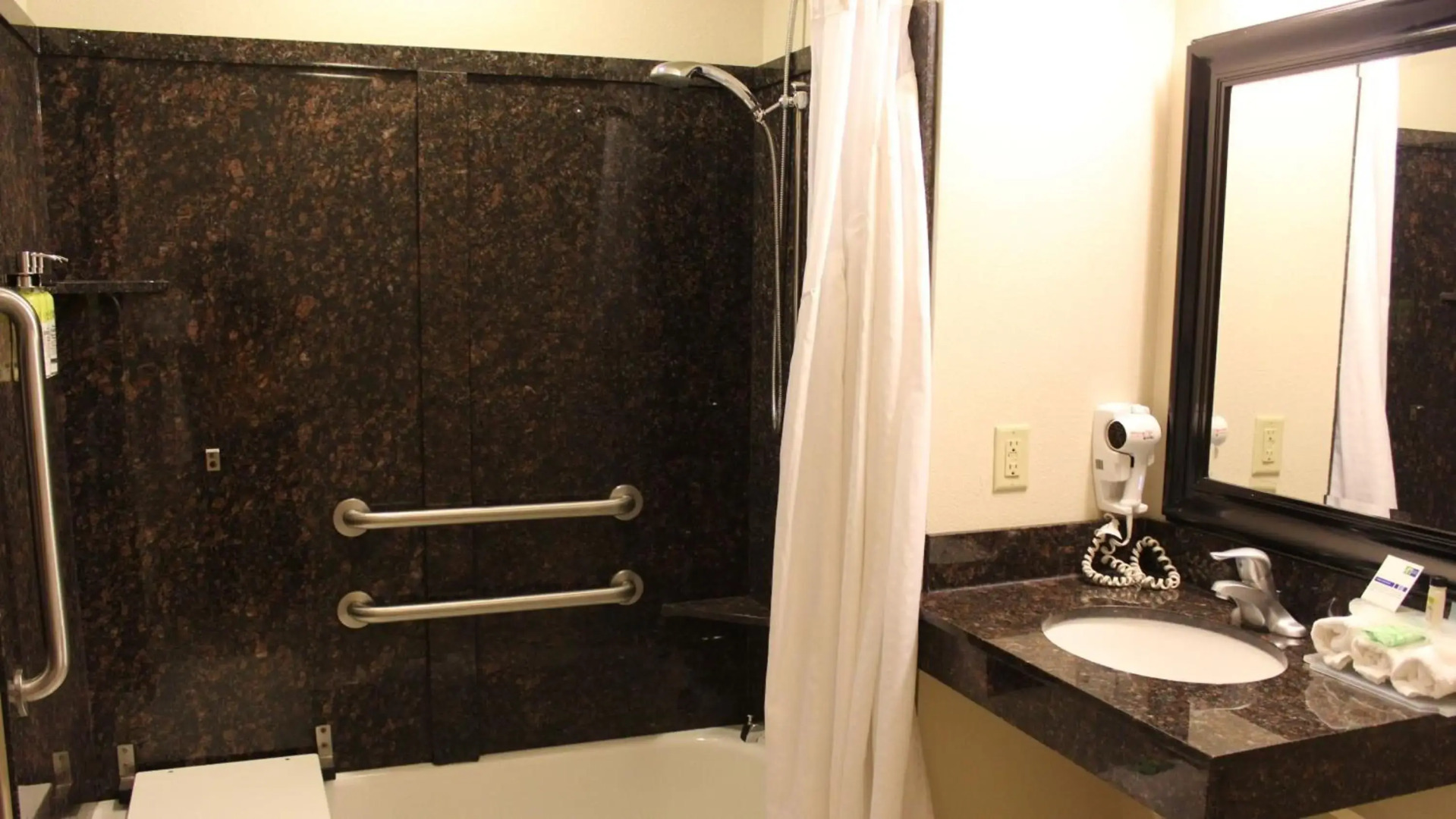 Holiday Inn Express Hotel & Suites Rockingham by IHG