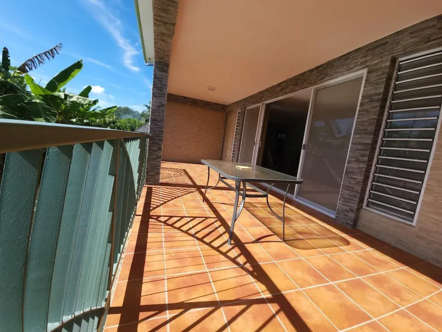 TAINA - Bord de lagon