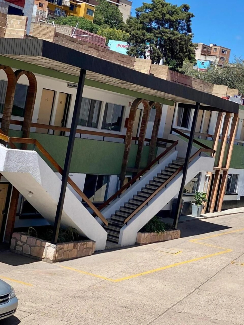 Hotel Zacatecas Courts