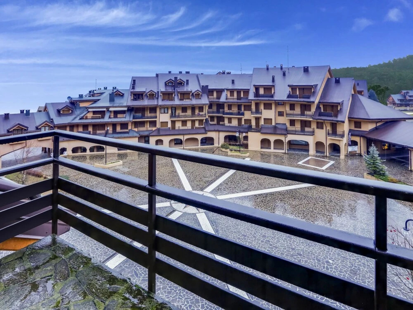 Pretty Holiday Home in Artogne With Patio