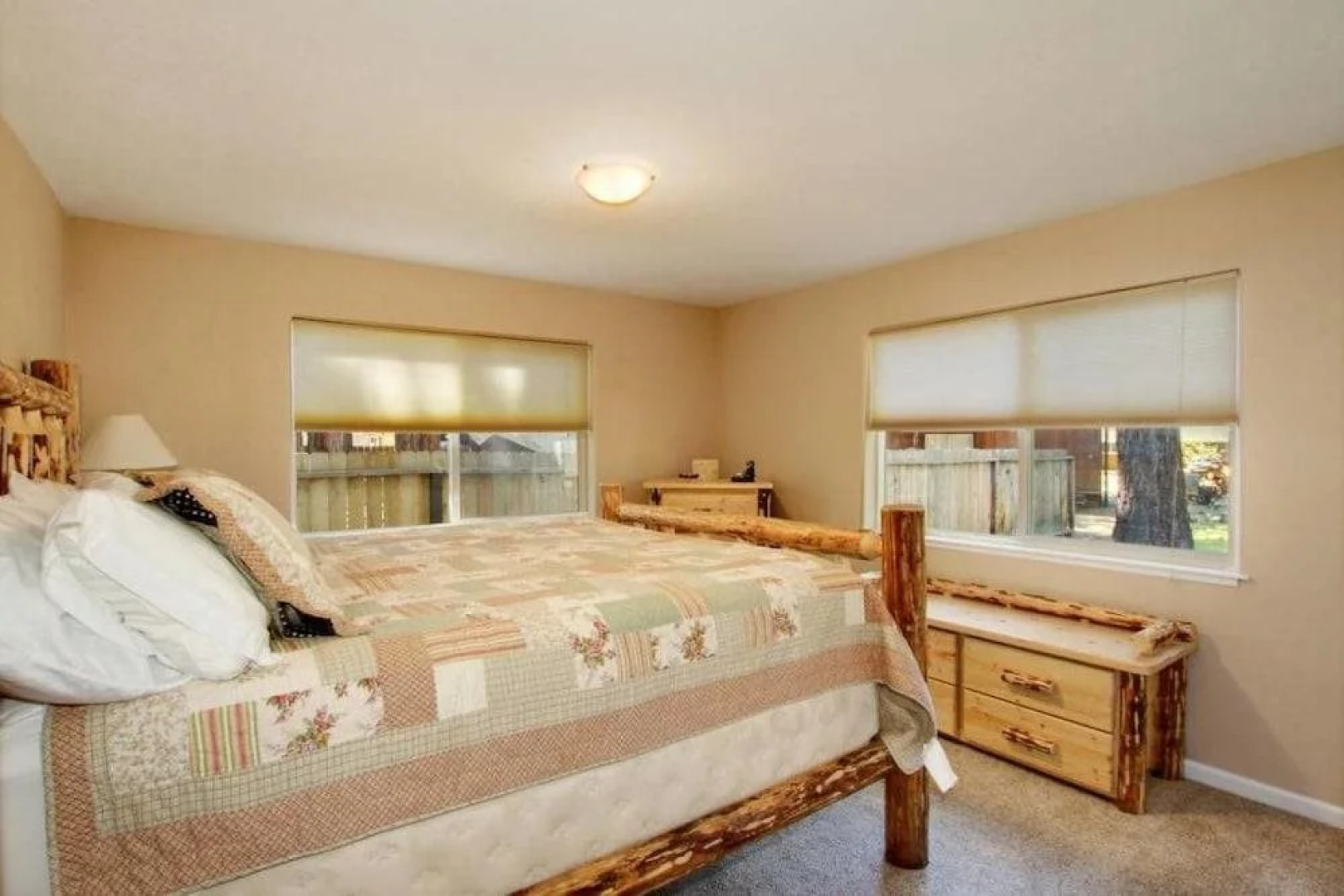 Ormsby House 1489O 4 Bedroom Home by RedAwning