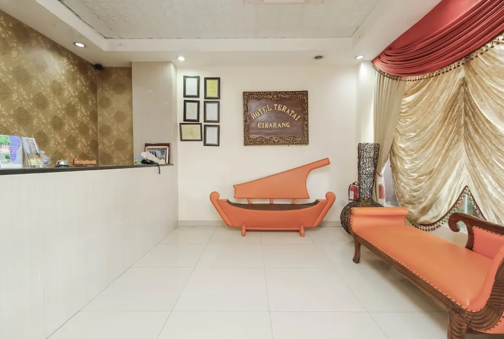 Hotel Teratai Cikarang