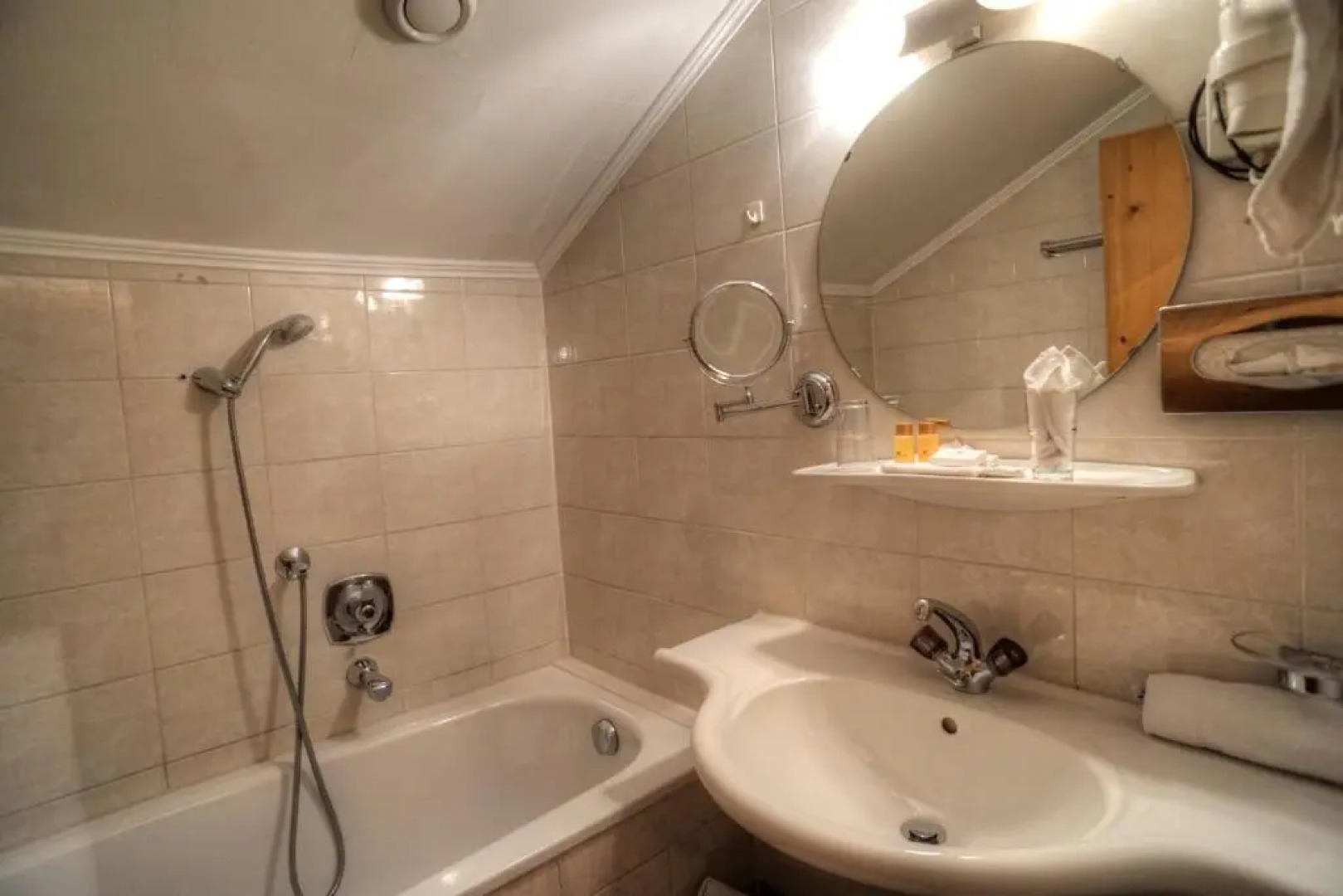 Das Posthaus stubai & smart hotel