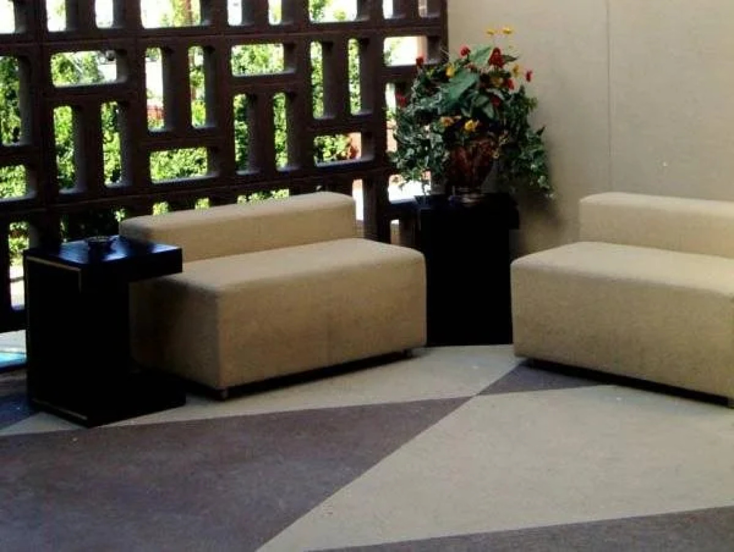 Vagabond Inn Executive Bakersfield Downtowner