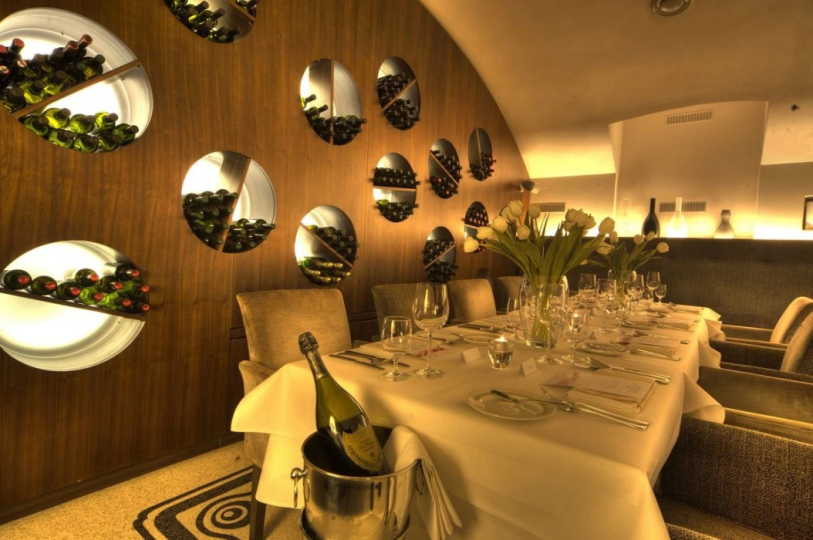 Roset Hotel & Residence