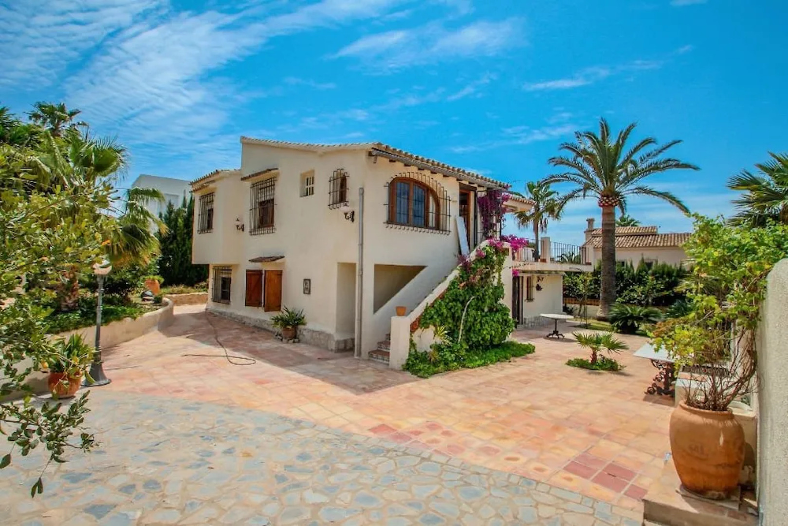 Sant Jordi - sea view villa with private pool in Moraira