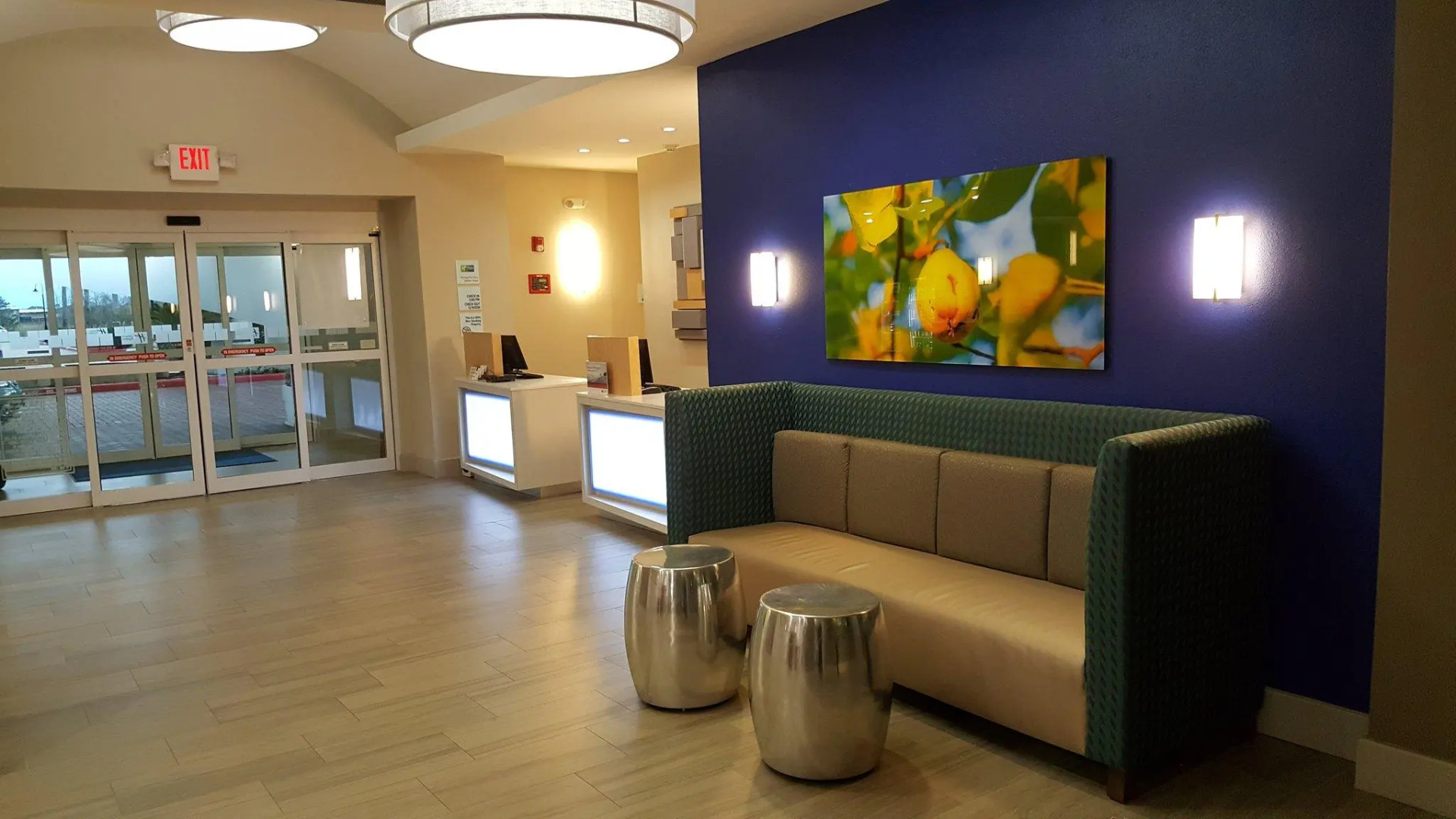 Holiday Inn Express Hotel & Suites Pearland