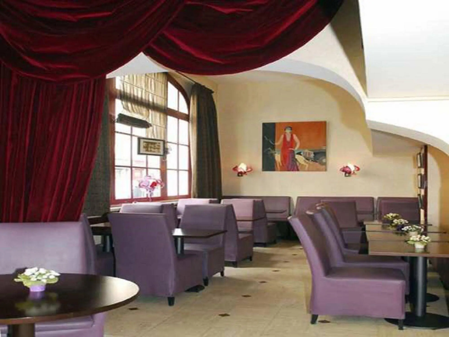 Отель Pax Opera