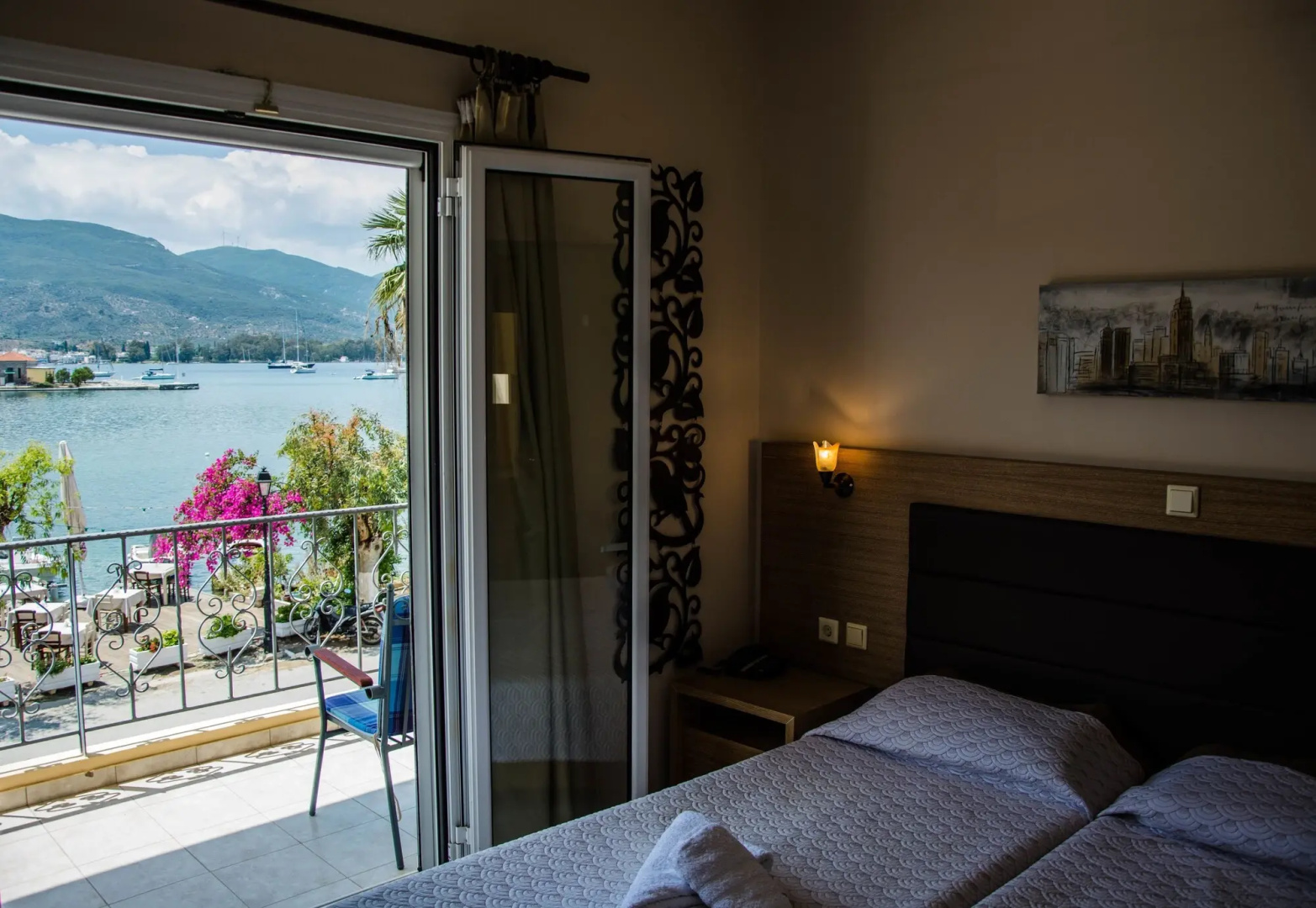 Theano Hotel