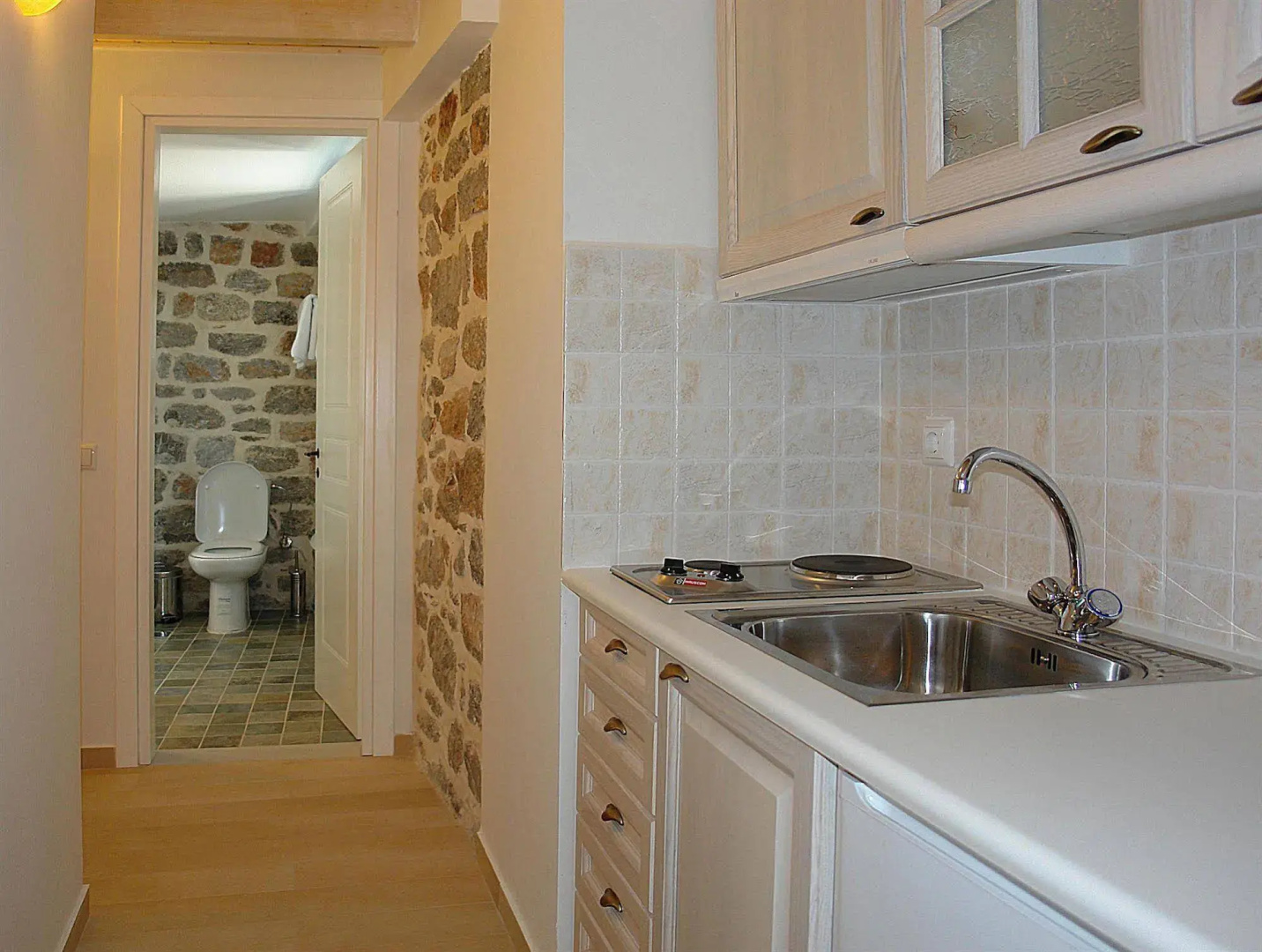 PortaDelMare Deluxe Suites