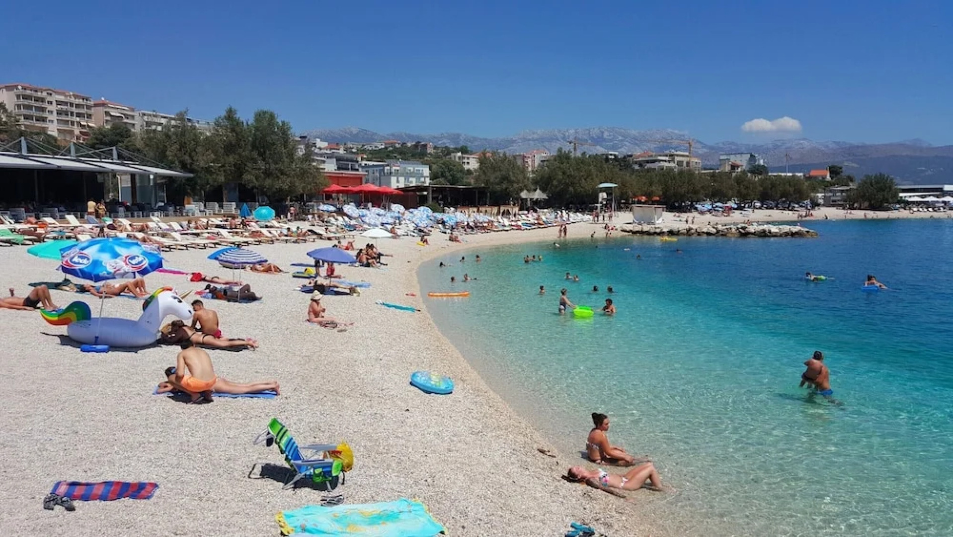 Luxury villa complex Pendolino with heated pool and jacuzzi