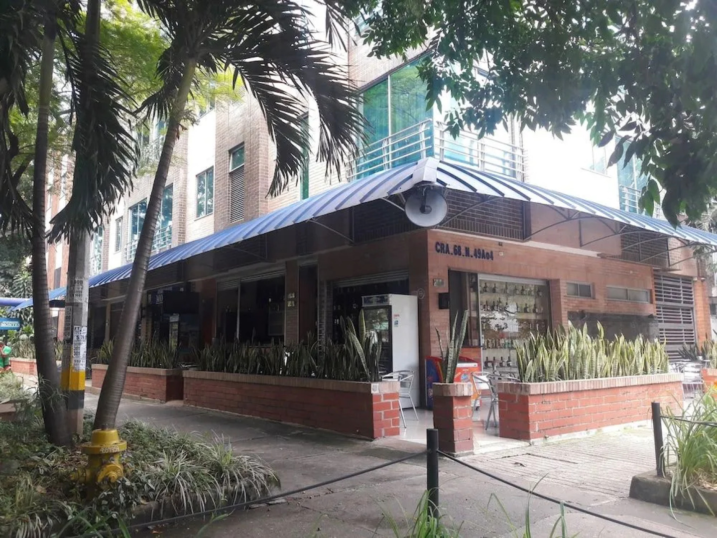 Apartahotel Montes La 68