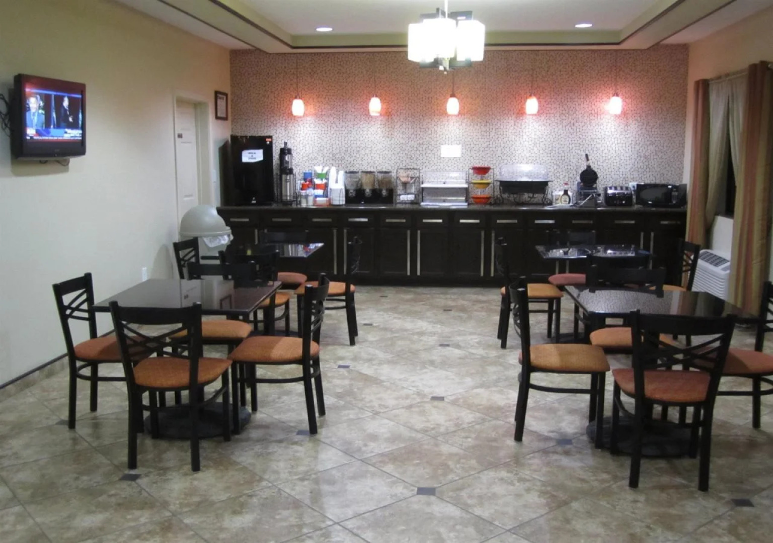 Executive Inn & Suites Joaquin