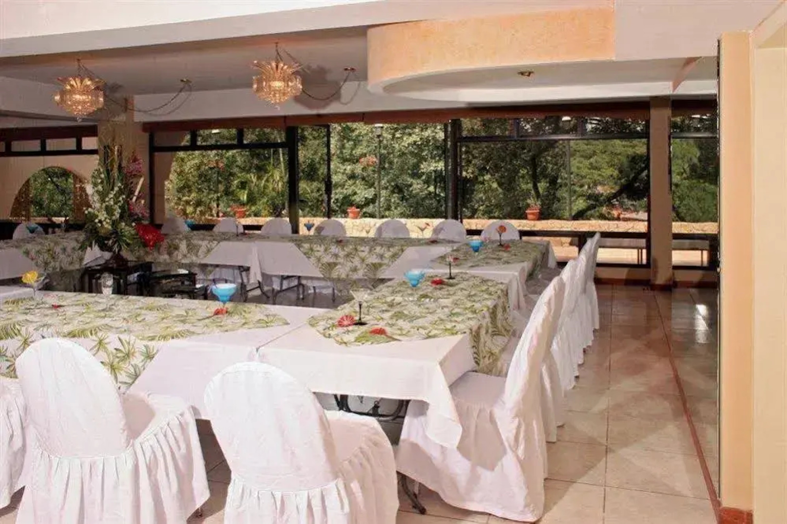 Suites Jardin Imperial