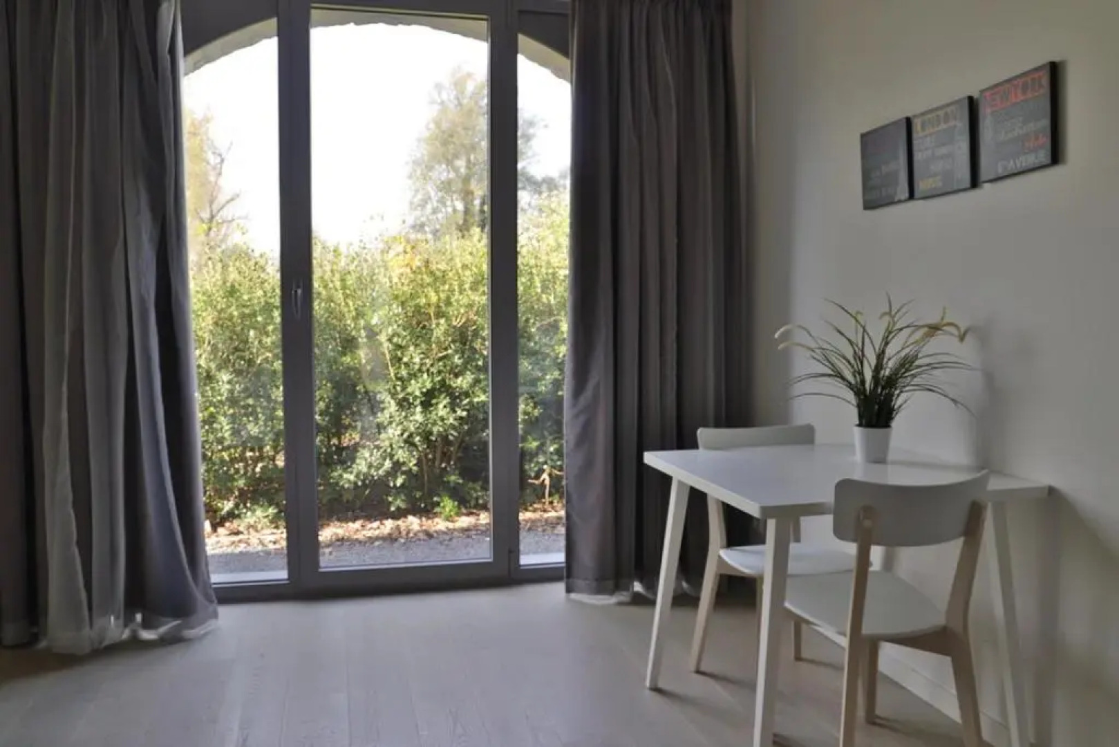 Woestyne Business & Leisure Apartments Cleythil