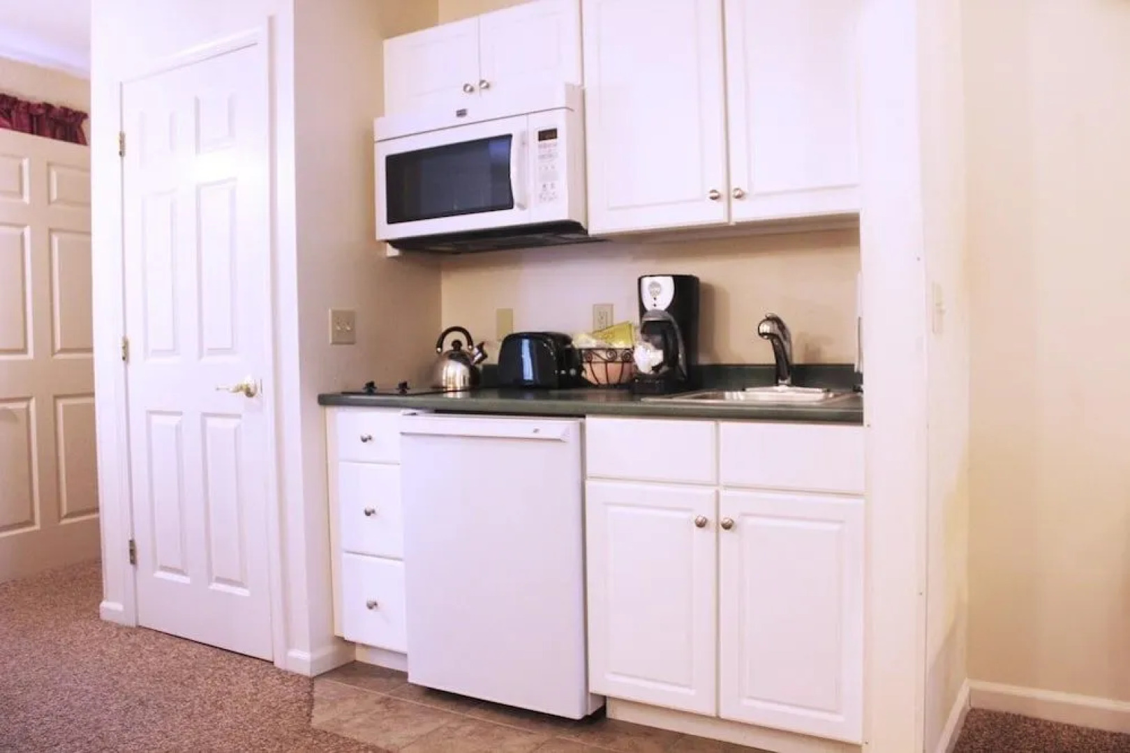 Eastern Slope Inn Resort