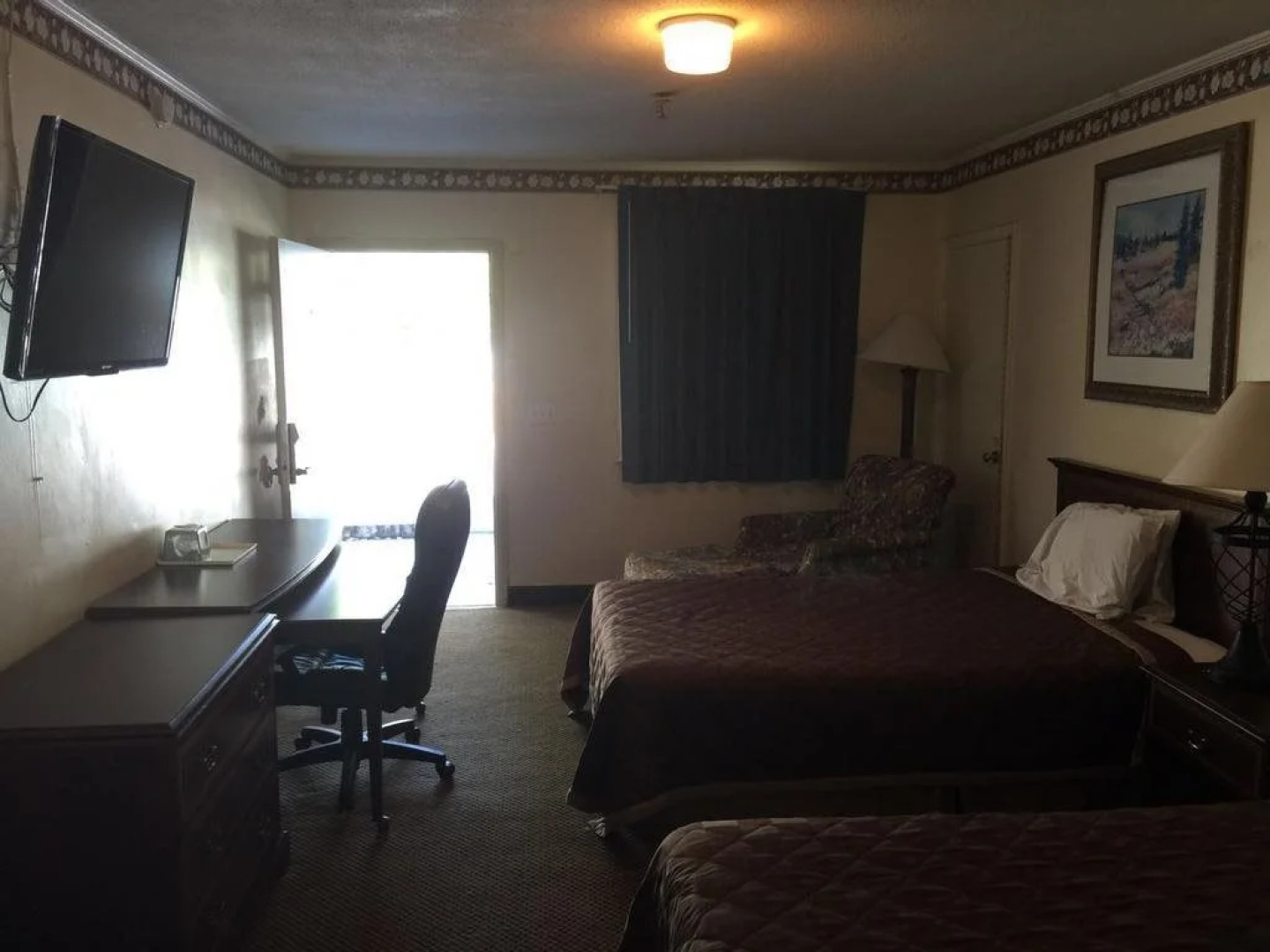 Deluxe Inn - Statesboro