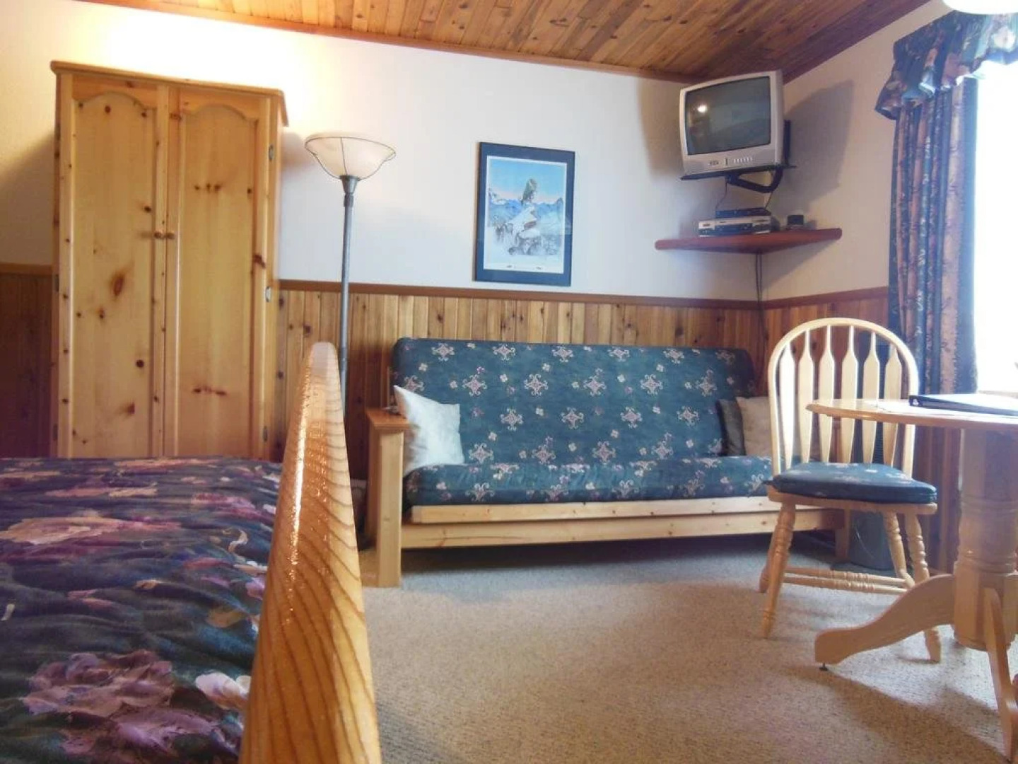 Blue Grouse Country Inn Bed & Breakfast