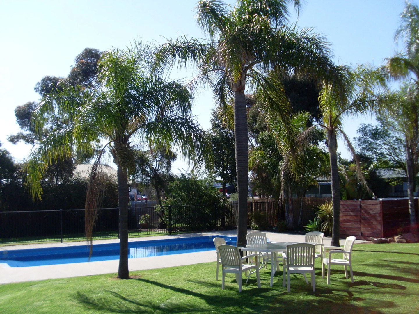 Federation Motel Resort