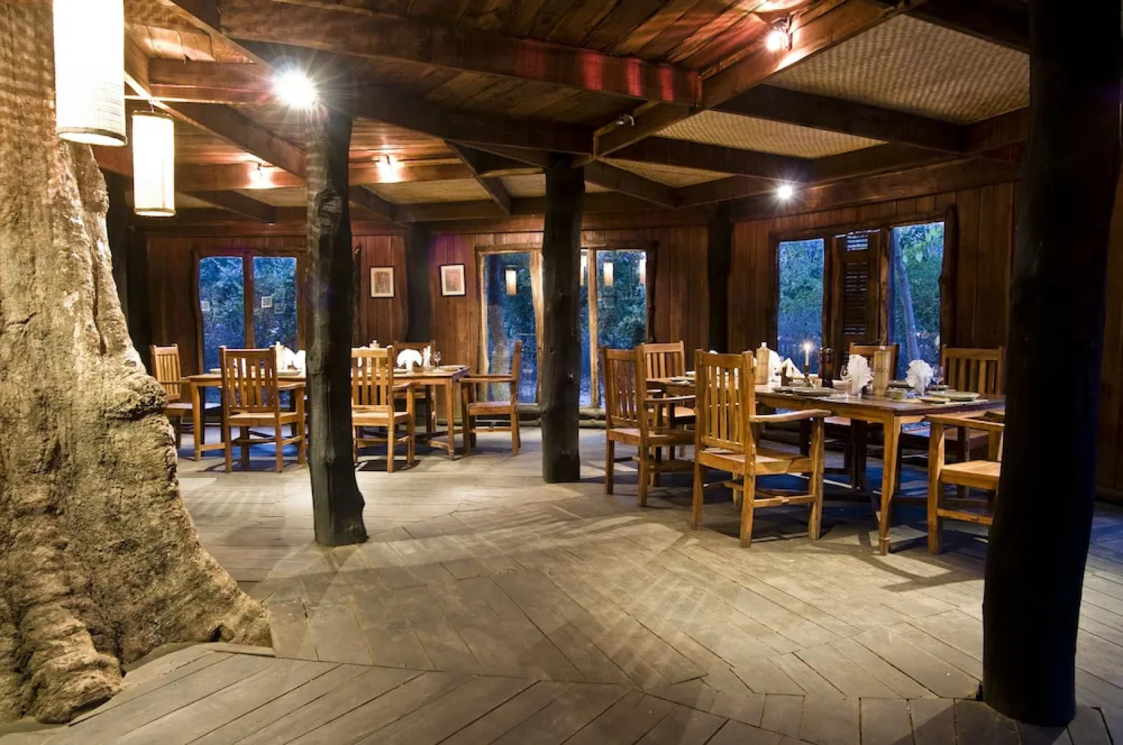 Tiger's Den Resort Bandhavgarh