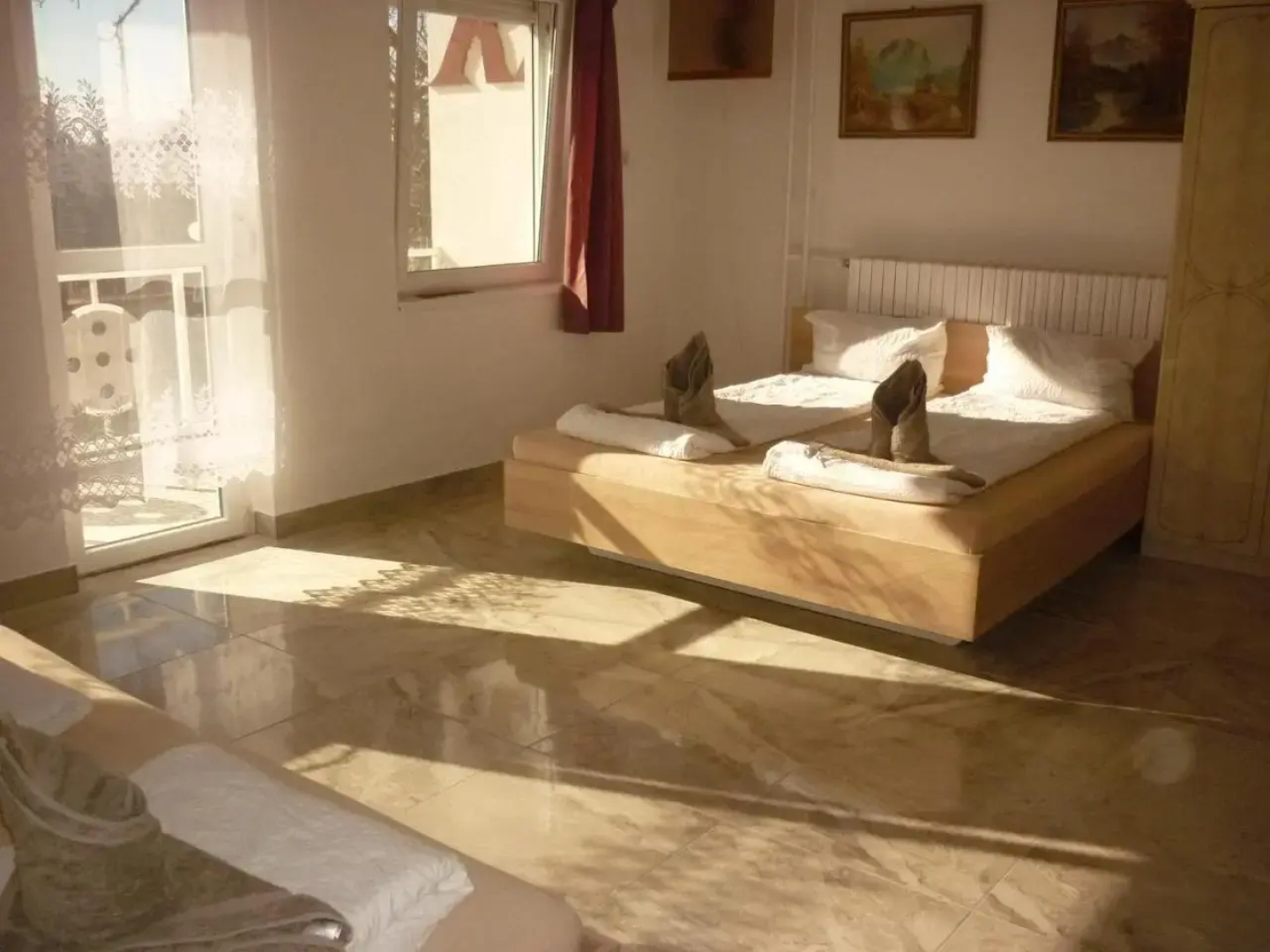 R1 Rolléder Apartman-ház