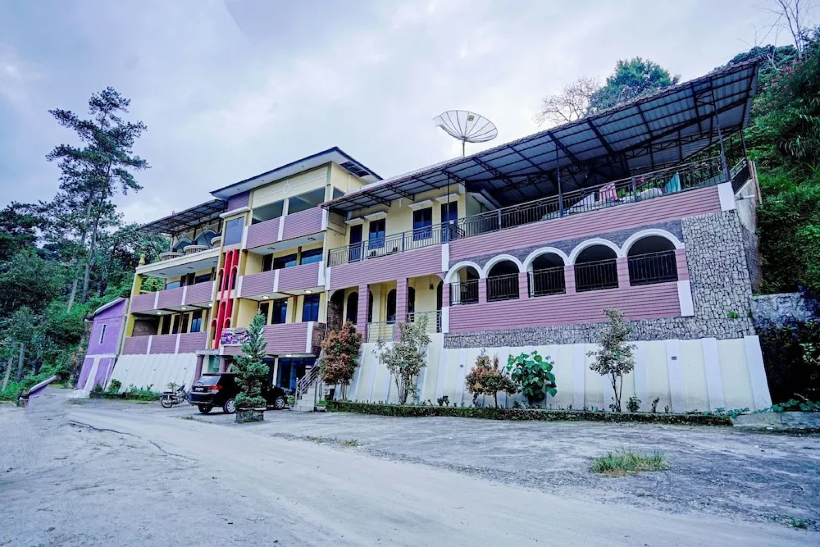 OYO 90331 Hotel Toba Shanda