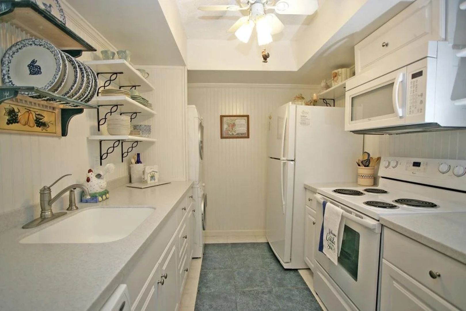 Quail Hollow Condominium