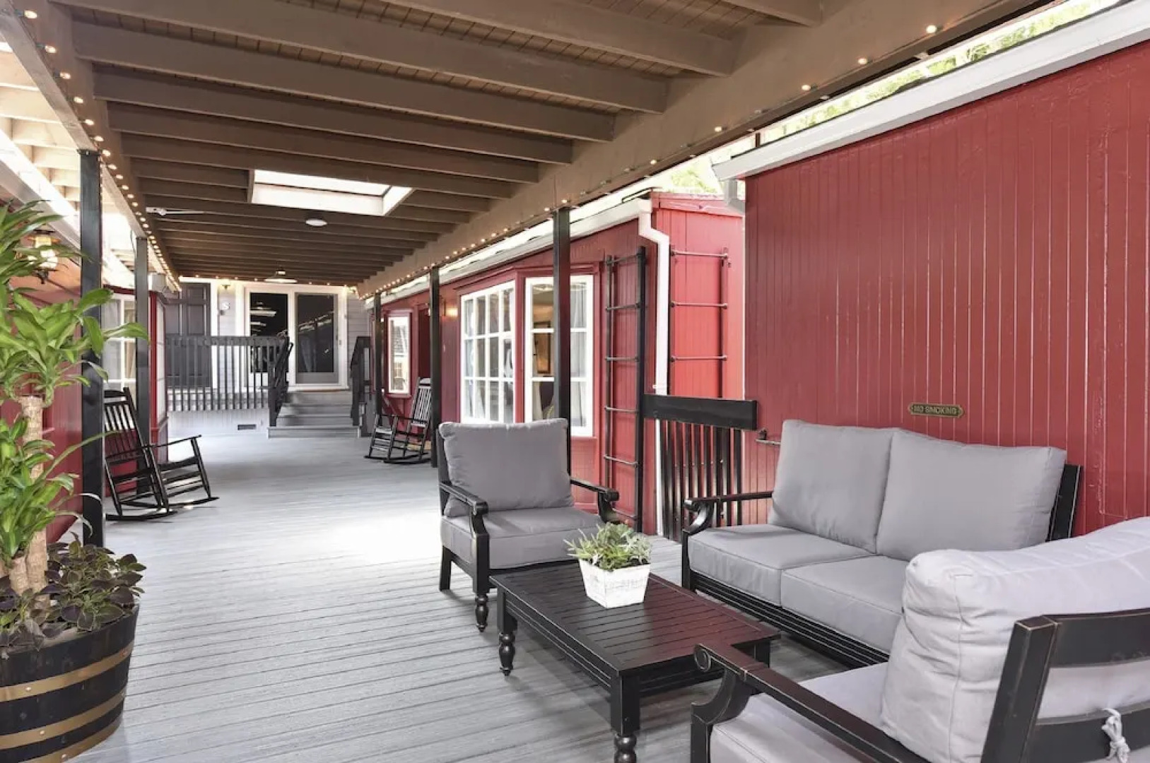 Napa Valley Railway Inn