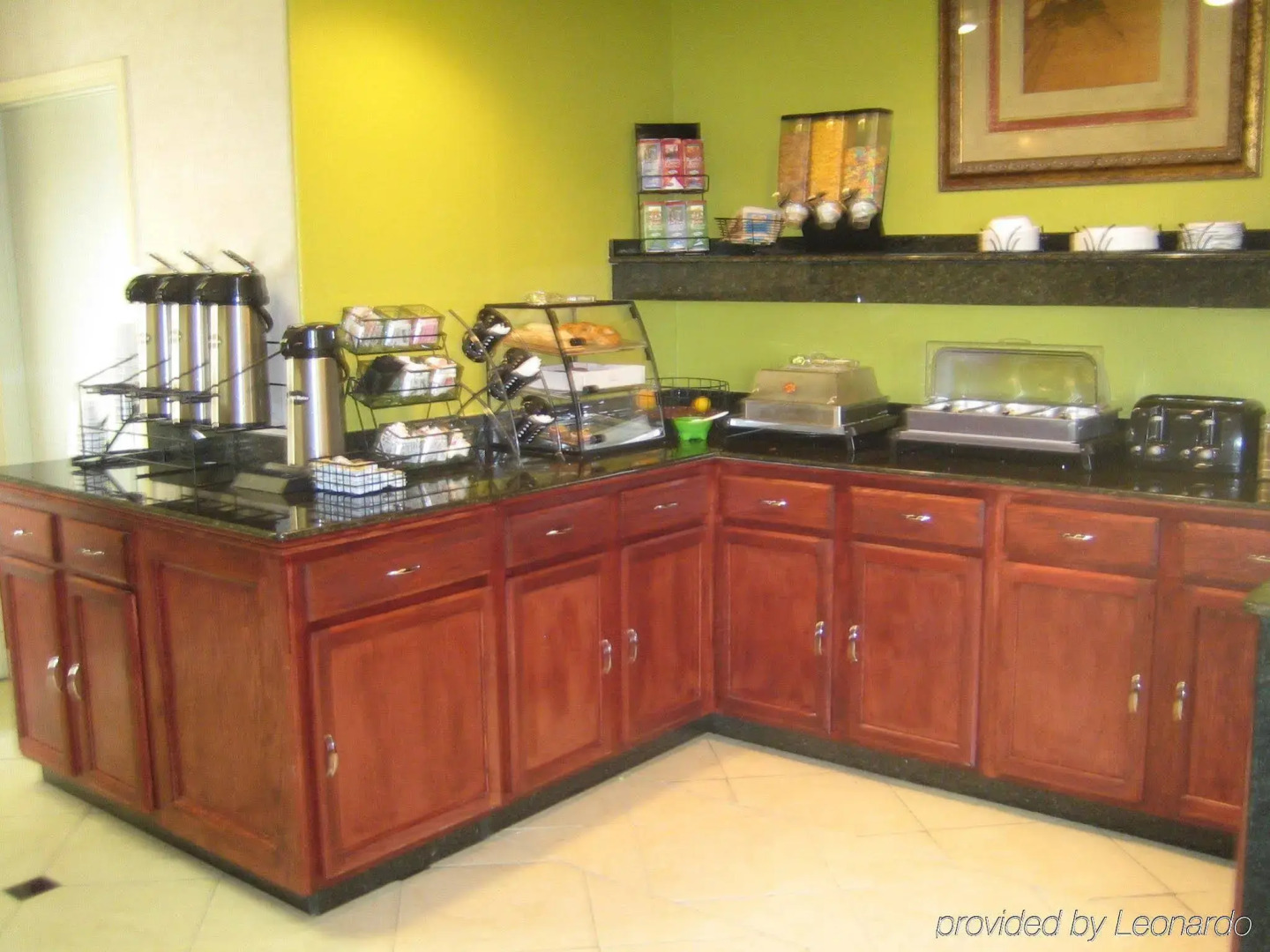 Econo Lodge Inn & Suites Eagle Pass