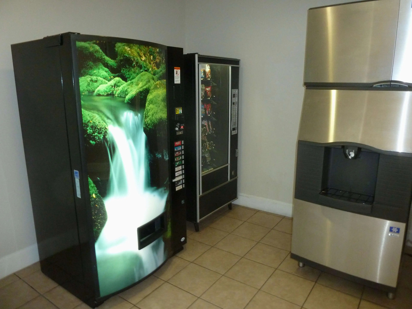 Americas Best Value Inn & Suites Gun Barrel City