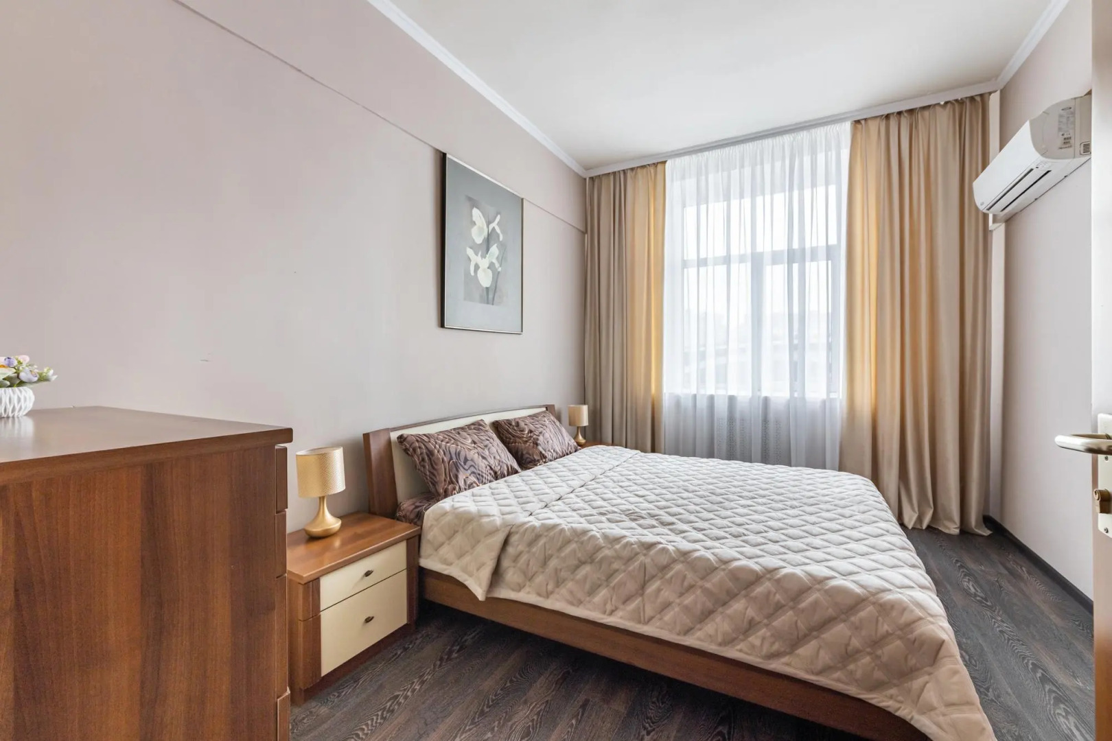 ApartLux Космодамианская