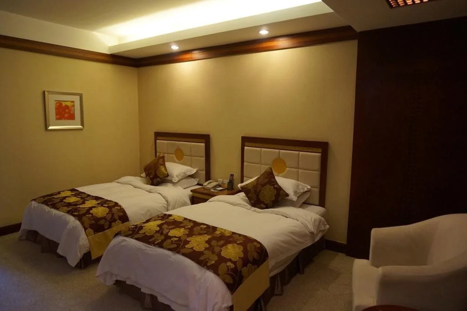 Tai'an Lijing Cherry Orchard Hotel