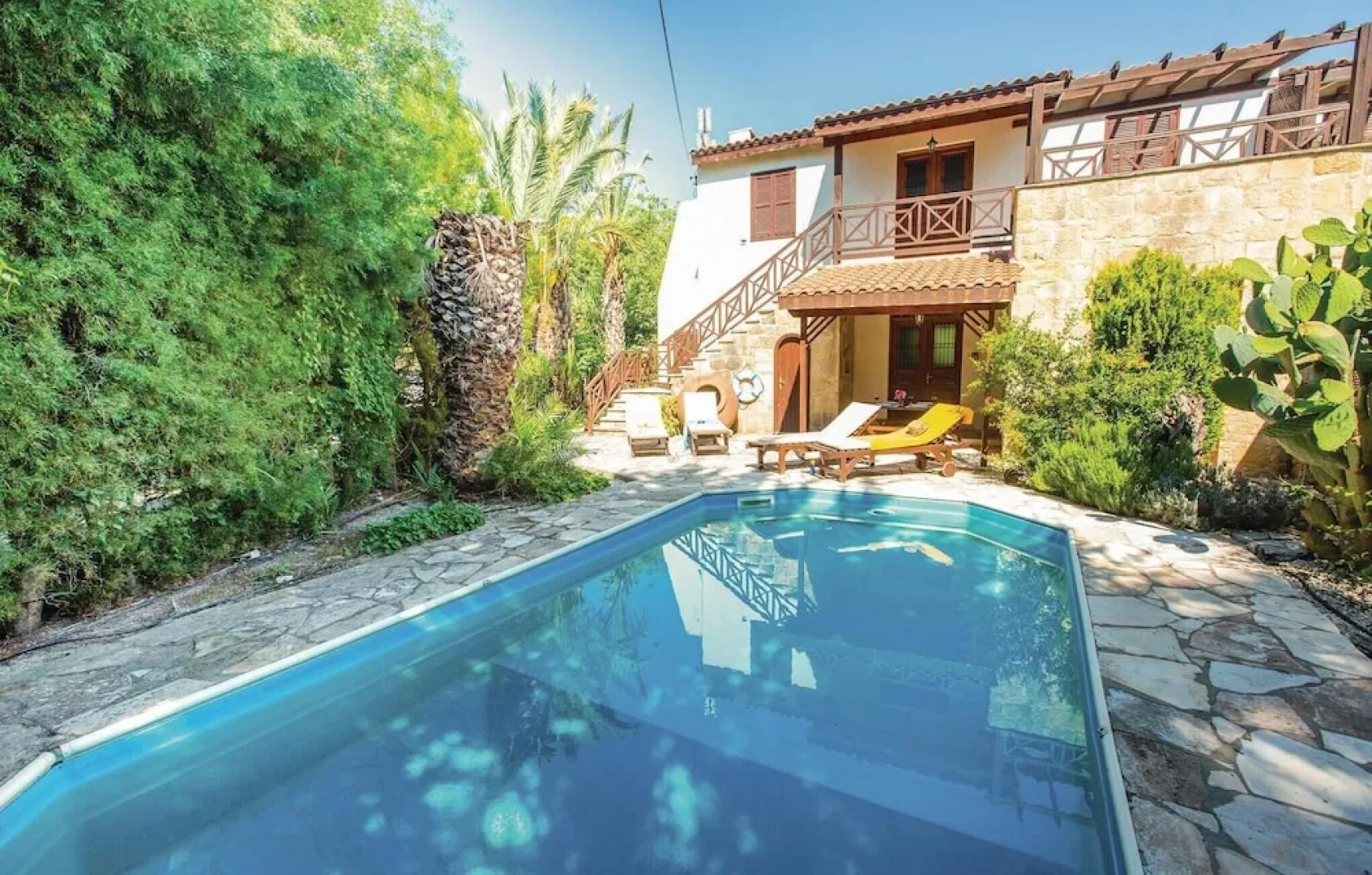 Stunning Home in Miliou Paphos With 3 Bedrooms, Sauna and Outdoor Swimming Pool