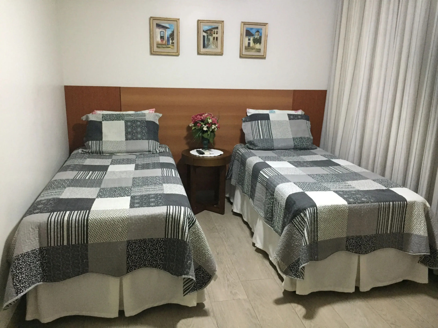 Vilage Bed & Breakfast